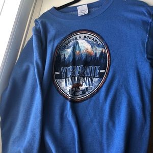 Yosemite crewneck